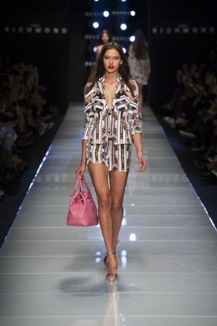 john-richmond-ss16-12