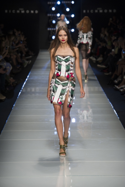 john-richmond-ss16-15