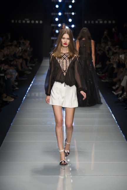 john-richmond-ss16-48