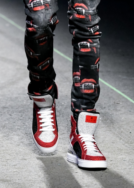 philipp-plein-mens-ss2020-details8577