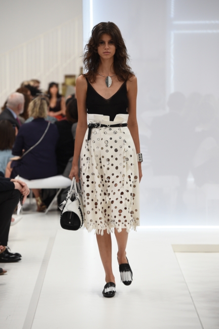 tods-milan-fashion-week-spring-summer-2016-3