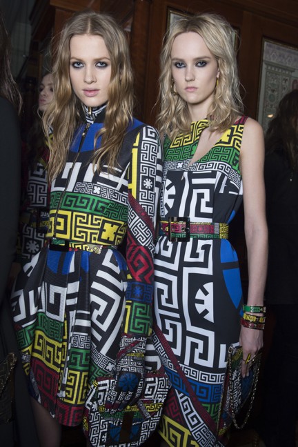 versace-milan-fashion-week-autumn-winter-2015-backstage-16