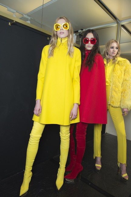 versace-milan-fashion-week-autumn-winter-2015-backstage-22