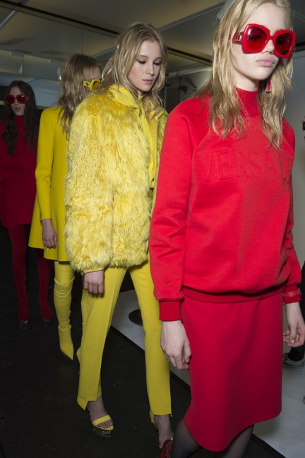 versace-milan-fashion-week-autumn-winter-2015-backstage-69