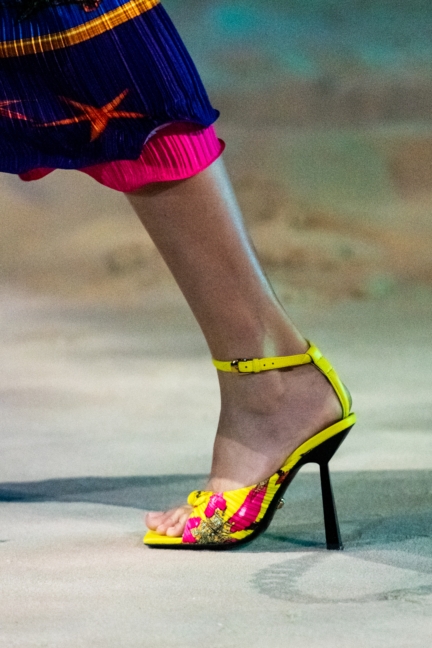 versace_ss21_details-75