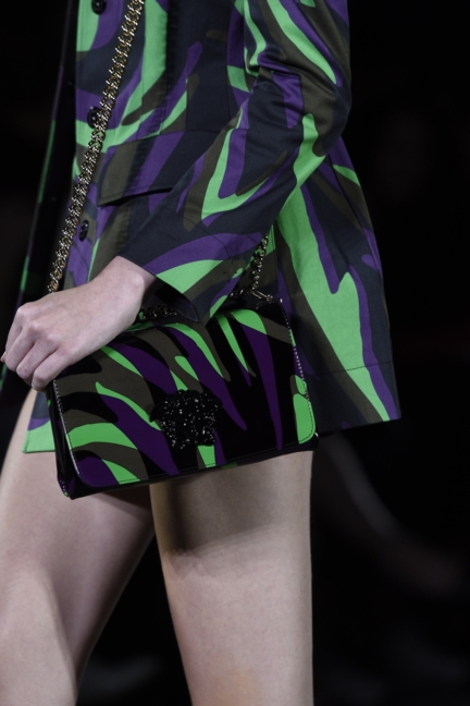 versace-milan-fashion-week-spring-summer-2016-show-detail-10