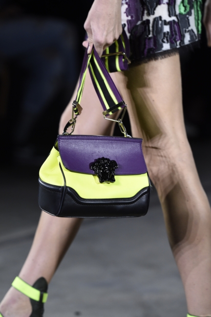 versace-milan-fashion-week-spring-summer-2016-show-detail-26