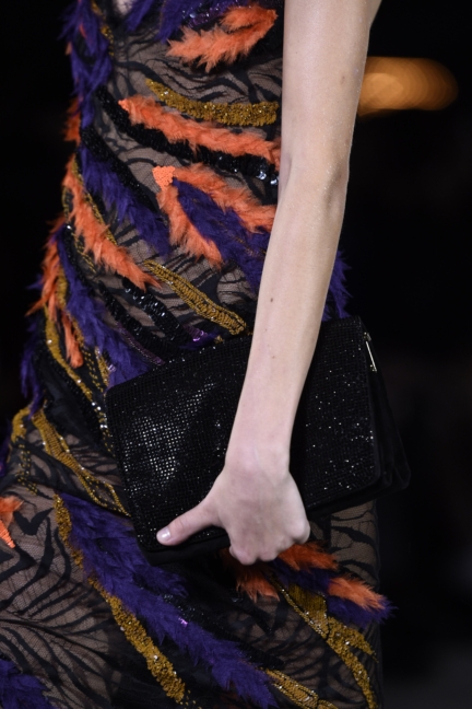 versace-milan-fashion-week-spring-summer-2016-show-detail-36