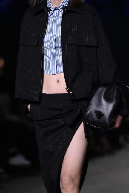 versace-milan-fashion-week-spring-summer-2016-show-detail-57