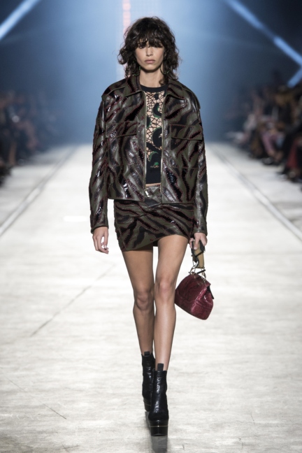 versace-women_ss16_look-19