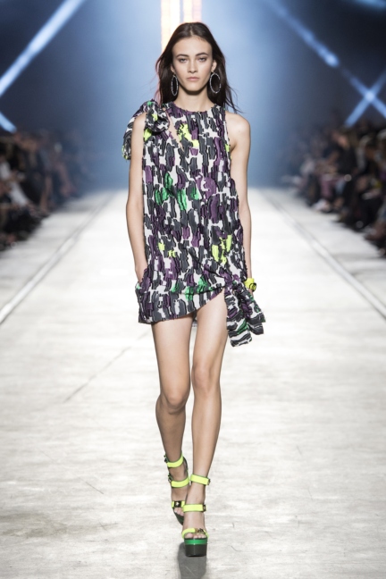 versace-women_ss16_look-35
