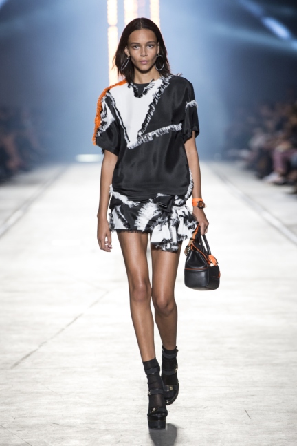 versace-women_ss16_look-36