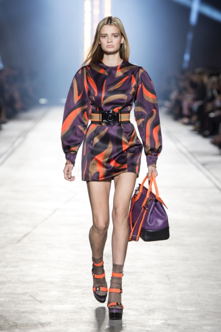 versace-women_ss16_look-38