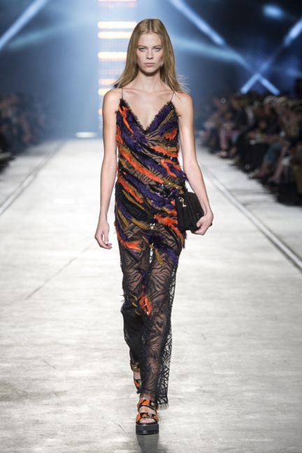 versace-women_ss16_look-46