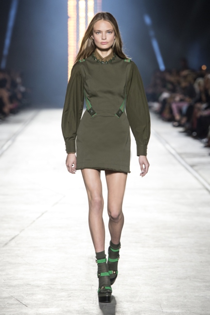 versace-women_ss16_look-6