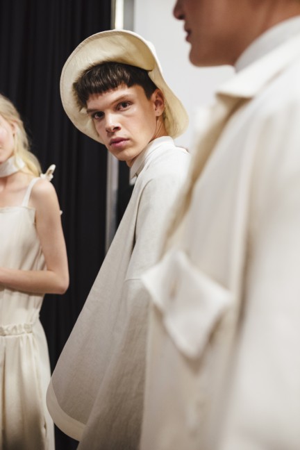 miaoran-milan-mens-ss-17-backstage-40