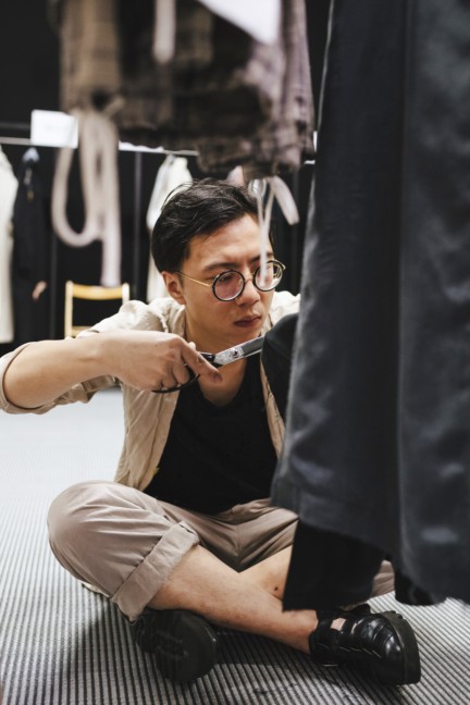 miaoran-milan-mens-ss-17-backstage-8