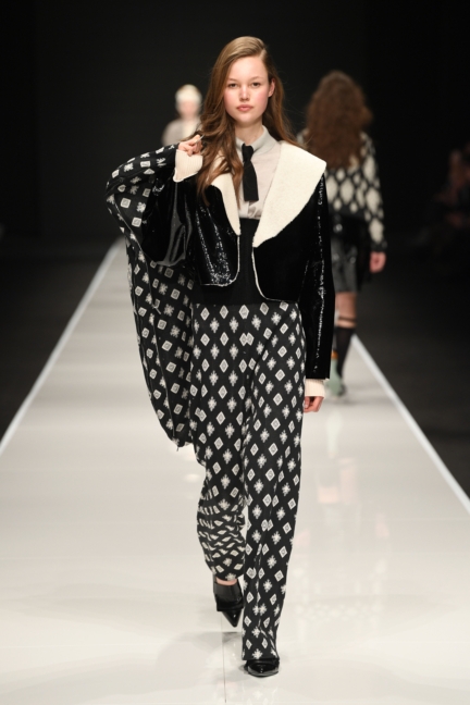 anteprima-fw19_20_19