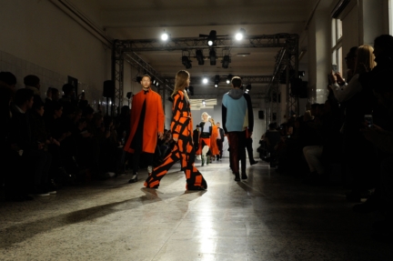 cedric-charlier-milan-men-aw-17-atmosphere-4