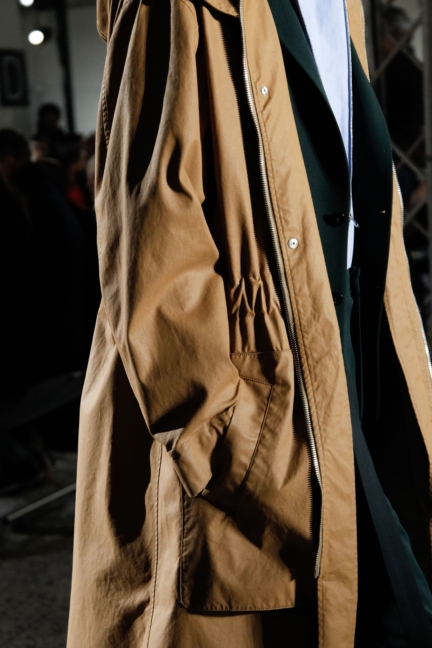 cedric-charlier-milan-men-aw-17-details-33
