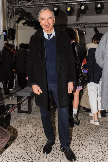 cedric-charlier-milan-men-aw-17-front-row-11