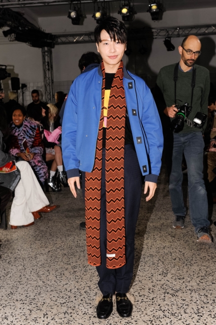 cedric-charlier-milan-men-aw-17-front-row-17