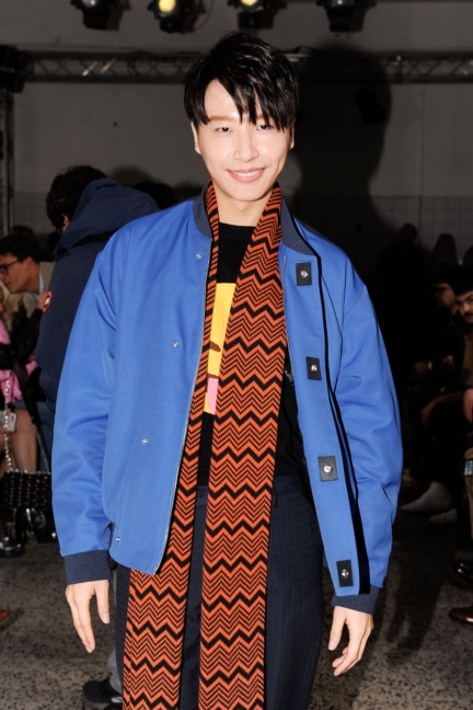 cedric-charlier-milan-men-aw-17-front-row-18