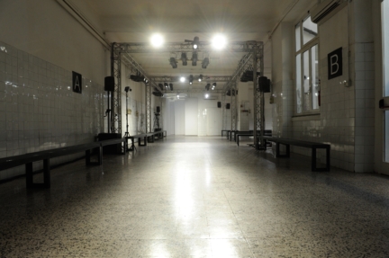 cedric-charlier-milan-men-aw-17-setup-4