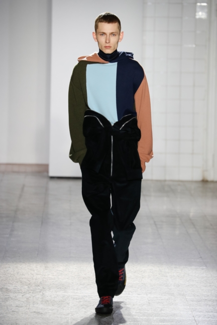 cedric-charlier-milan-men-aw-17-runway-13
