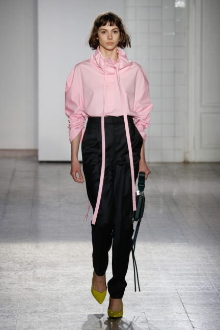 cedric-charlier-milan-men-aw-17-runway-17