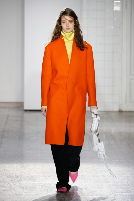 cedric-charlier-milan-men-aw-17-runway-21