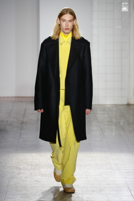 cedric-charlier-milan-men-aw-17-runway-3
