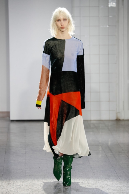 cedric-charlier-milan-men-aw-17-runway-32