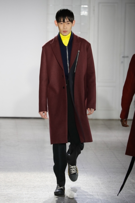 cedric-charlier-milan-men-aw-17-runway-36