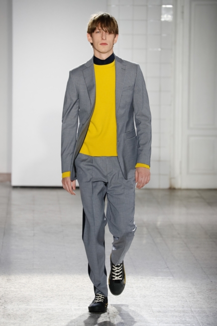 cedric-charlier-milan-men-aw-17-runway-39