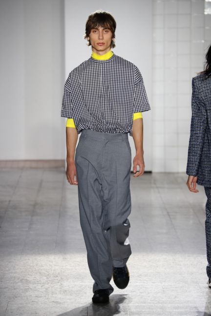 cedric-charlier-milan-men-aw-17-runway-41