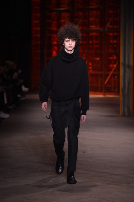 diesel-black-gold-milan-men-17-23