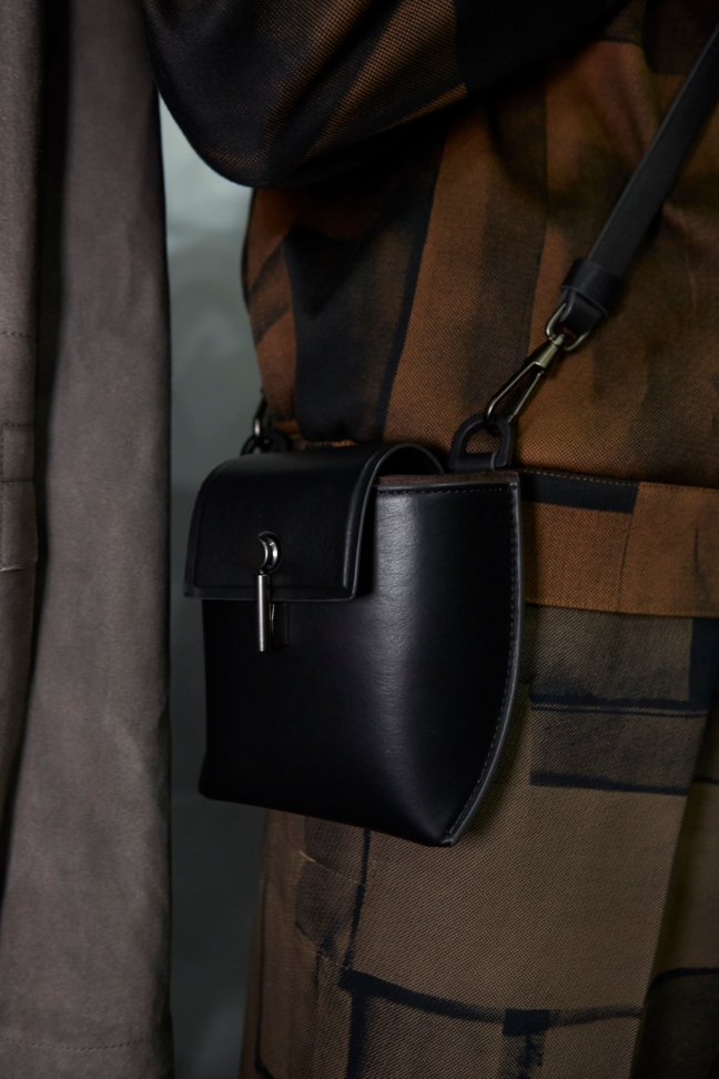 ermenegildo_zegna_ss20_bks_99