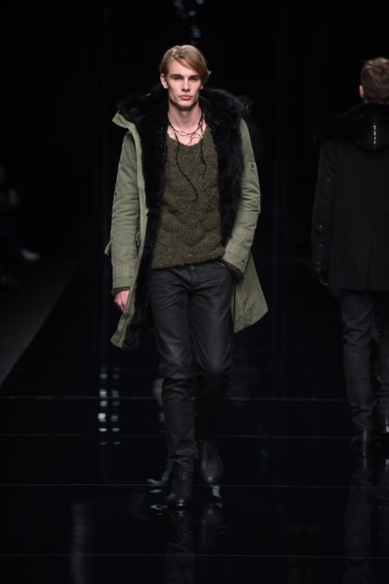man_pre_fw1617_020