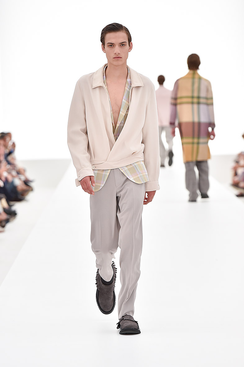 look_020