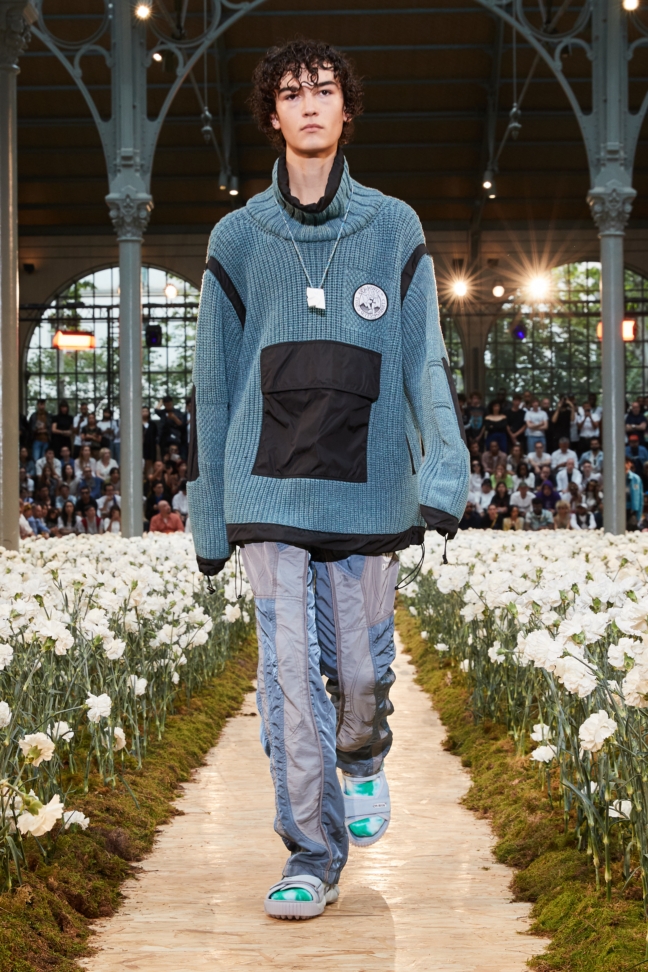 look-16