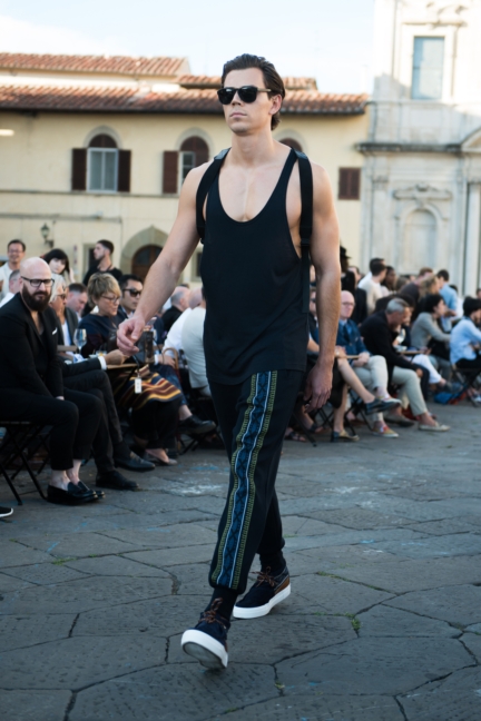 ports1961-milan-fashion-week-springsummer-2016-36