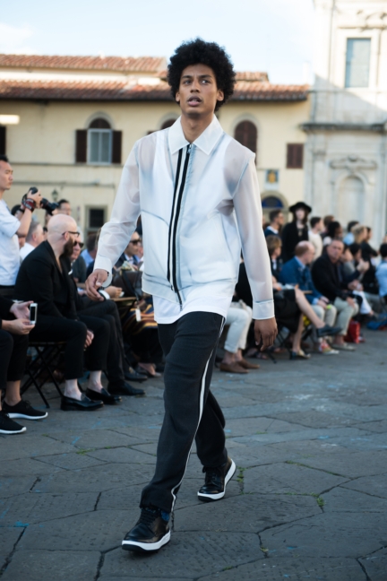 ports1961-milan-fashion-week-springsummer-2016-6