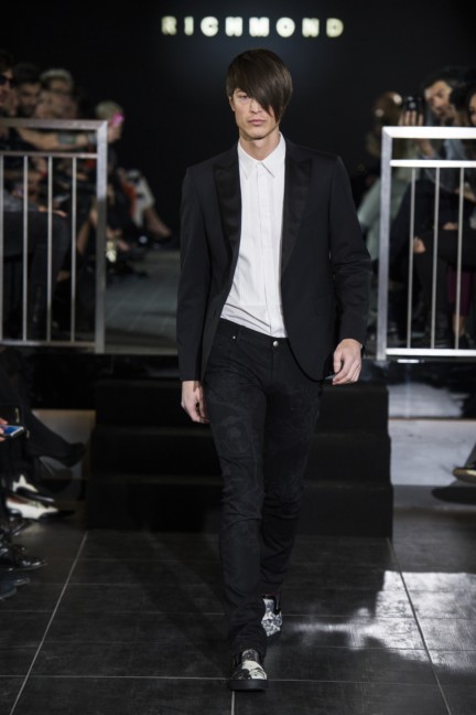 richmond-milan-mens-aw-16-43