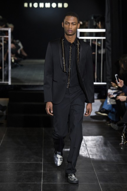 richmond-milan-mens-aw-16-47