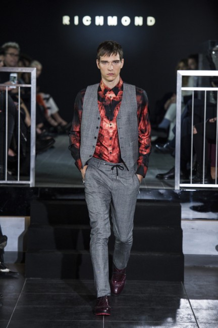 richmond-milan-mens-aw-16-6