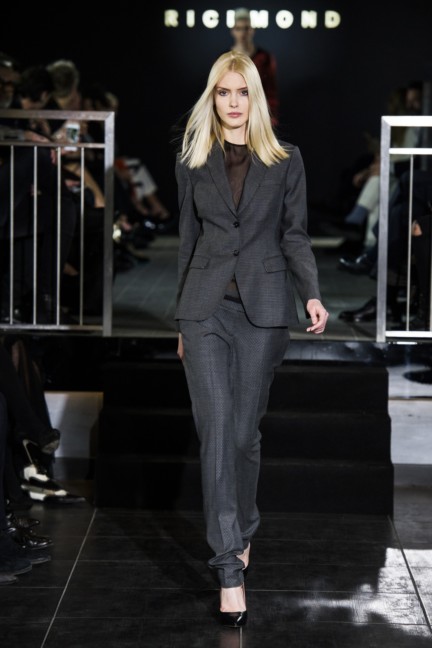 richmond-milan-mens-aw-16-8