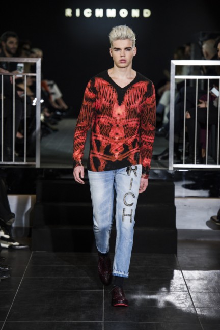 richmond-milan-mens-aw-16-9