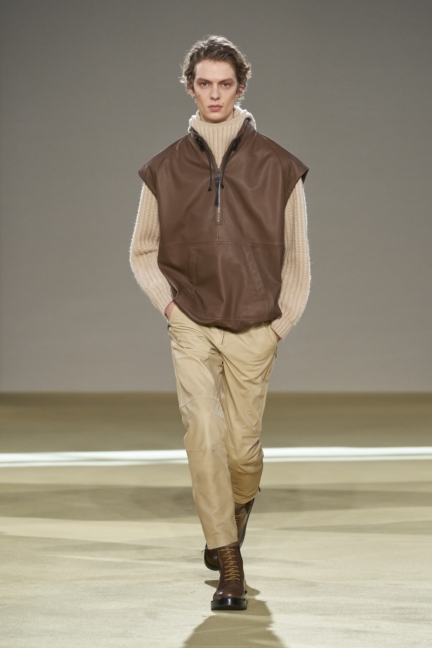 ferragamo-m-fw20-13