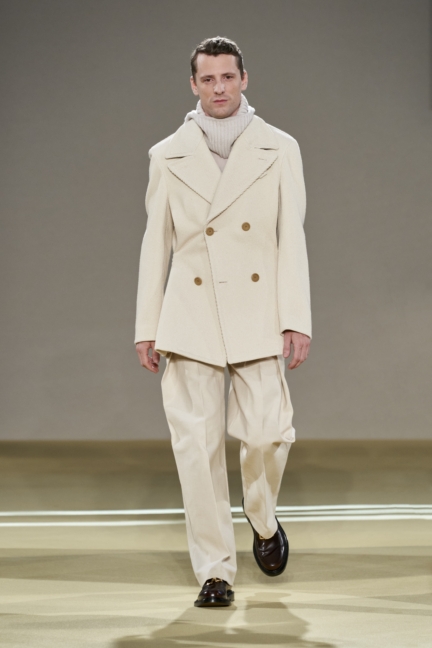 ferragamo-m-fw20-18